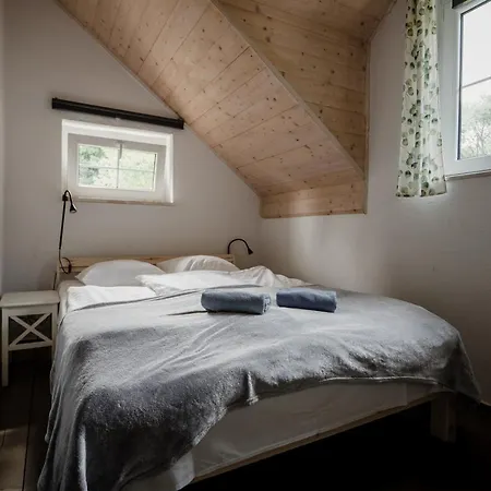 Zielone Wzgorze Oda ve Kahvaltı Sulistrowiczki