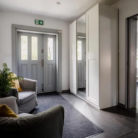 Zielone Wzgorze Oda ve Kahvaltı 3*