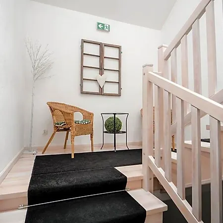Bed & Breakfast Zielone Wzgorze 3*